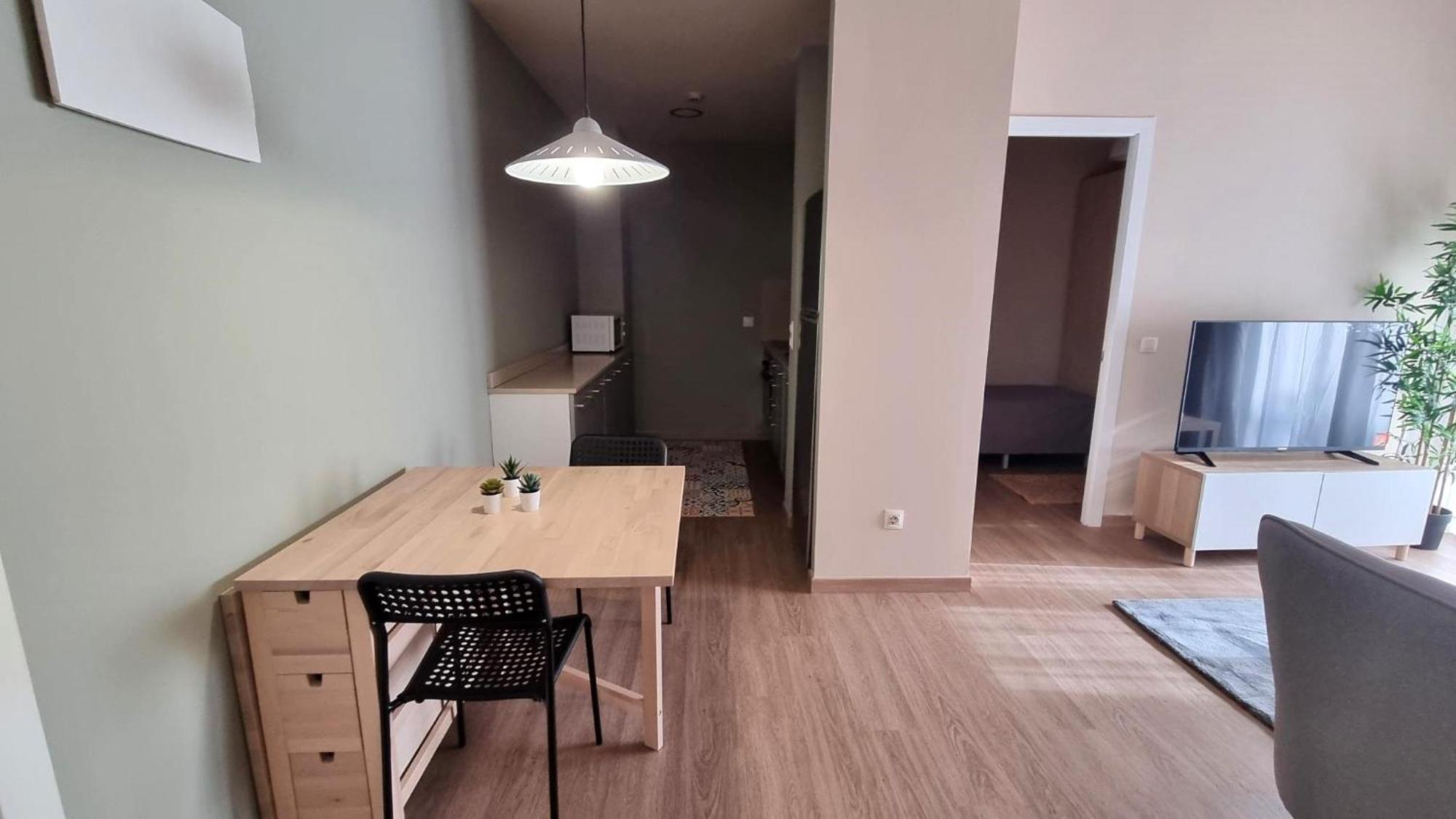 Residencia Universitaria Resa Damia Bonet Валенсия Екстериор снимка